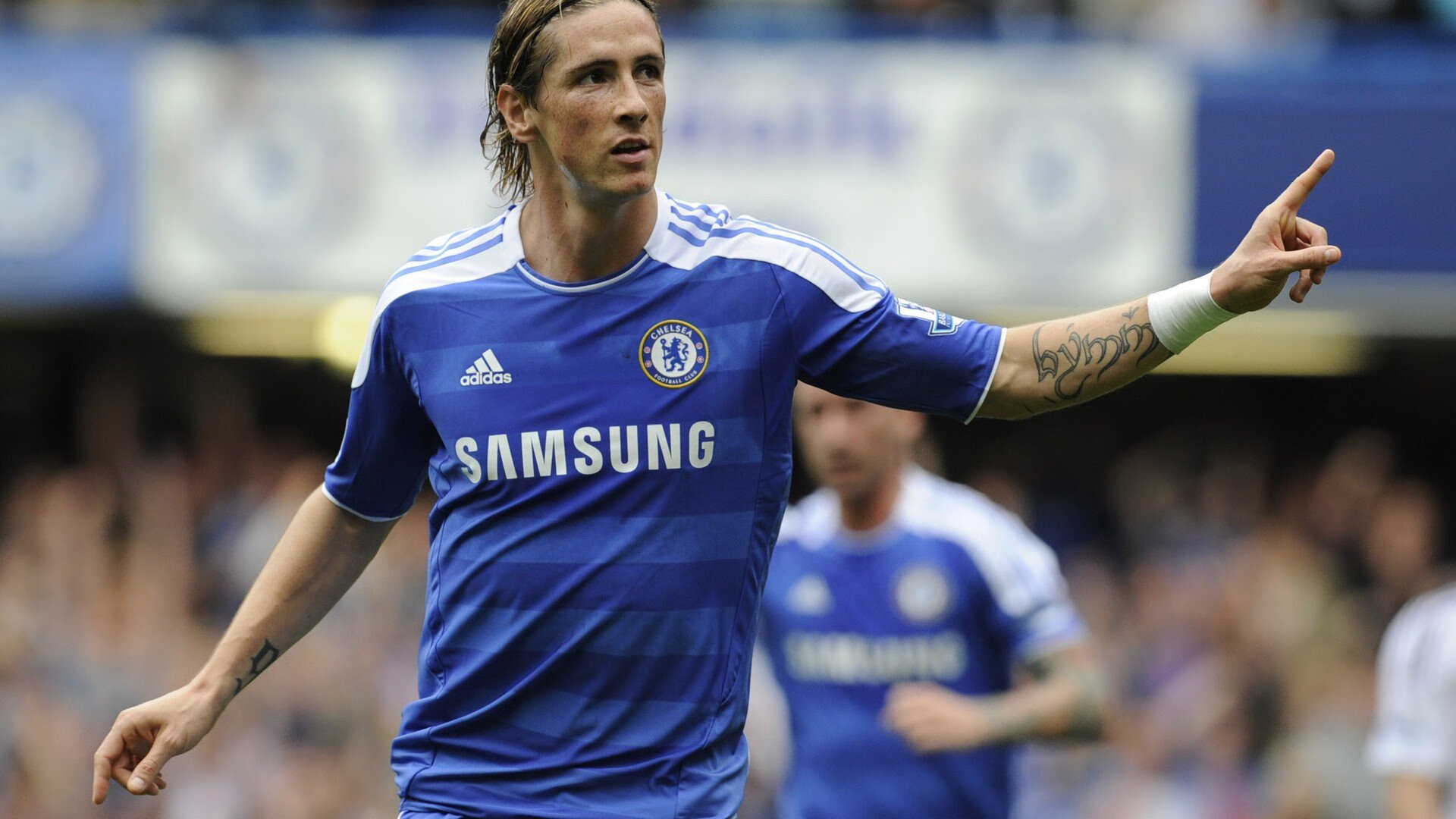 卢卡库独舞伊比利亚之夜，个人能力完全释放，葡萄牙体育憾负莱比锡红牛